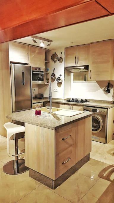 De Lujo Con Amplia Vista Al Mar. - Appartement Benalmádena