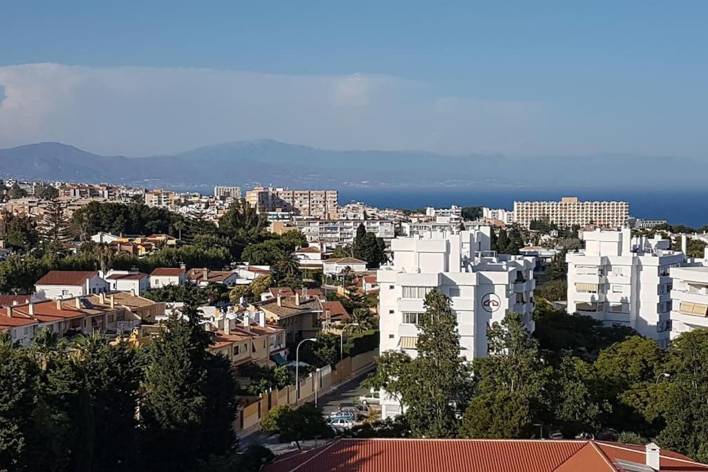 De Lujo Con Amplia Vista Al Mar. - Benalmádena